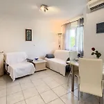 Stunning In דירה *