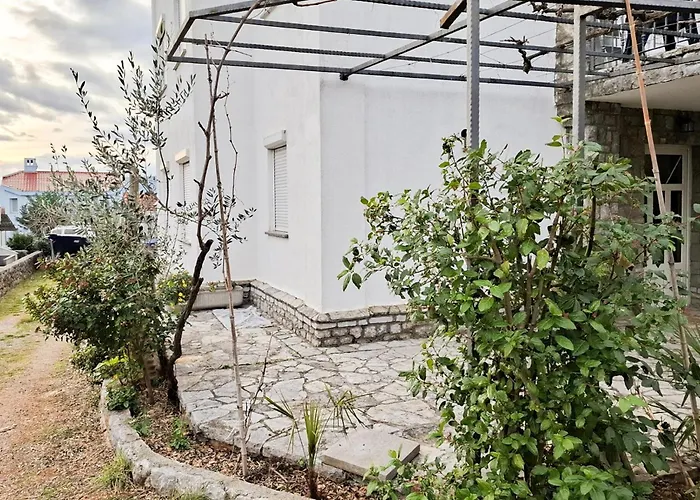 In Apartman Pinezići